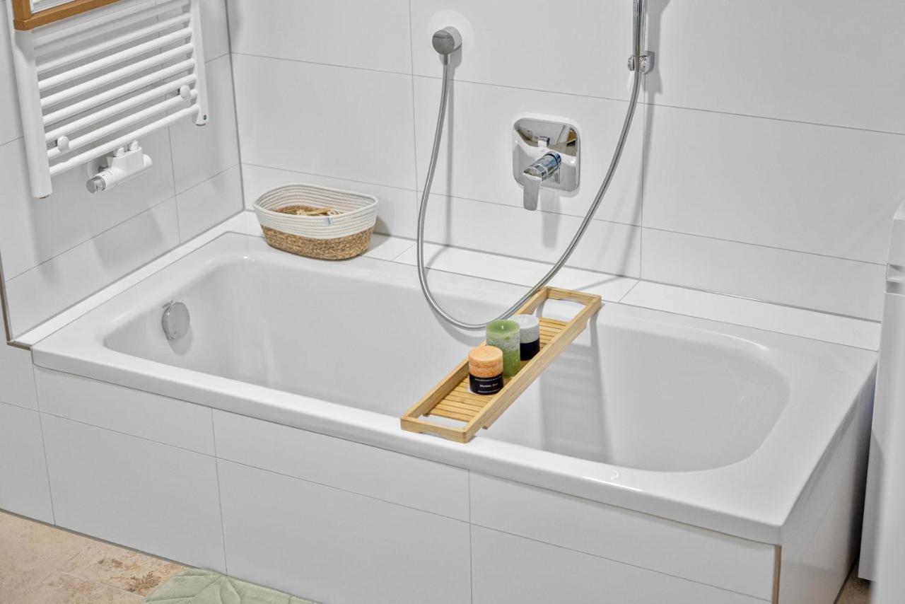 Smurmelhomes Oase: Terrasse - Parken - Kind Passau Luaran gambar