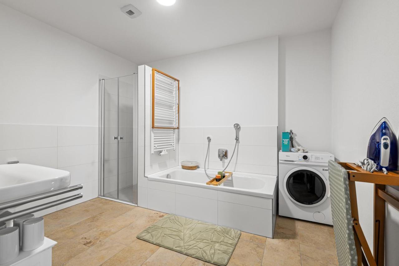 Smurmelhomes Oase: Terrasse - Parken - Kind Passau Luaran gambar